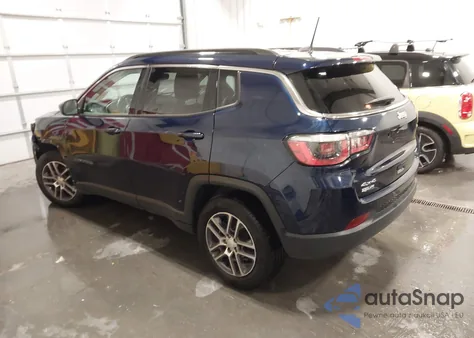 2018 Jeep Compass Latitude 4X4 from USA, damaged, VIN 3C4NJDBB9JT423298